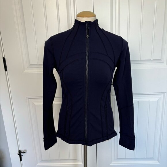 Lululemon Define Jacket - Picture 2 of 4